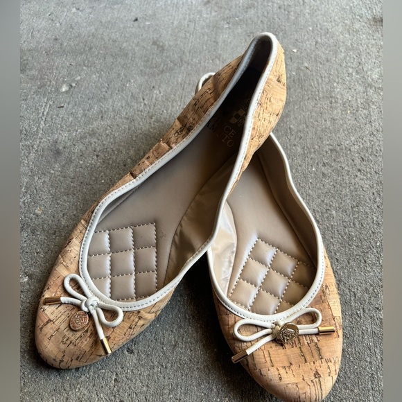Vince Camuto Lunna Beige Tan Ballet Flat women’s size 8 / 38 - Picture 1 of 10